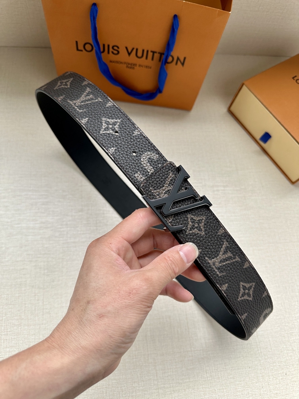 激安ルイヴィトンベルト正面デザイン